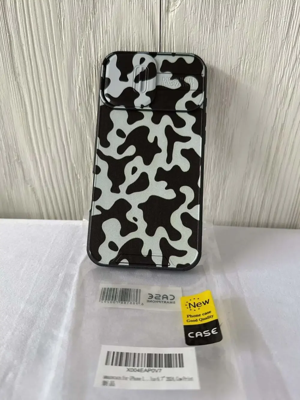 Cow Print Protective Smartphone Case for iPhone 16 Plus (6.7-inch) (b19)